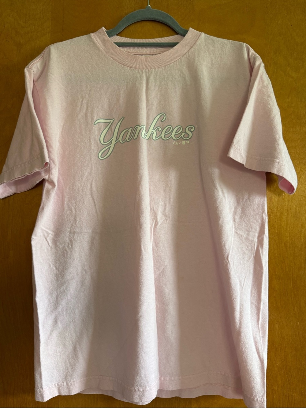 Pink New York Yankees, Derek Jeter #2 Majestic Tee